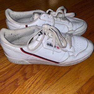 addias sneakers